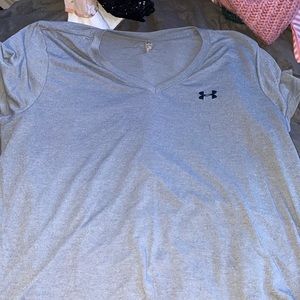 under armour shirt size XL